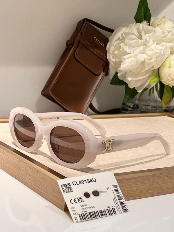 CELINE Sunglasses 133